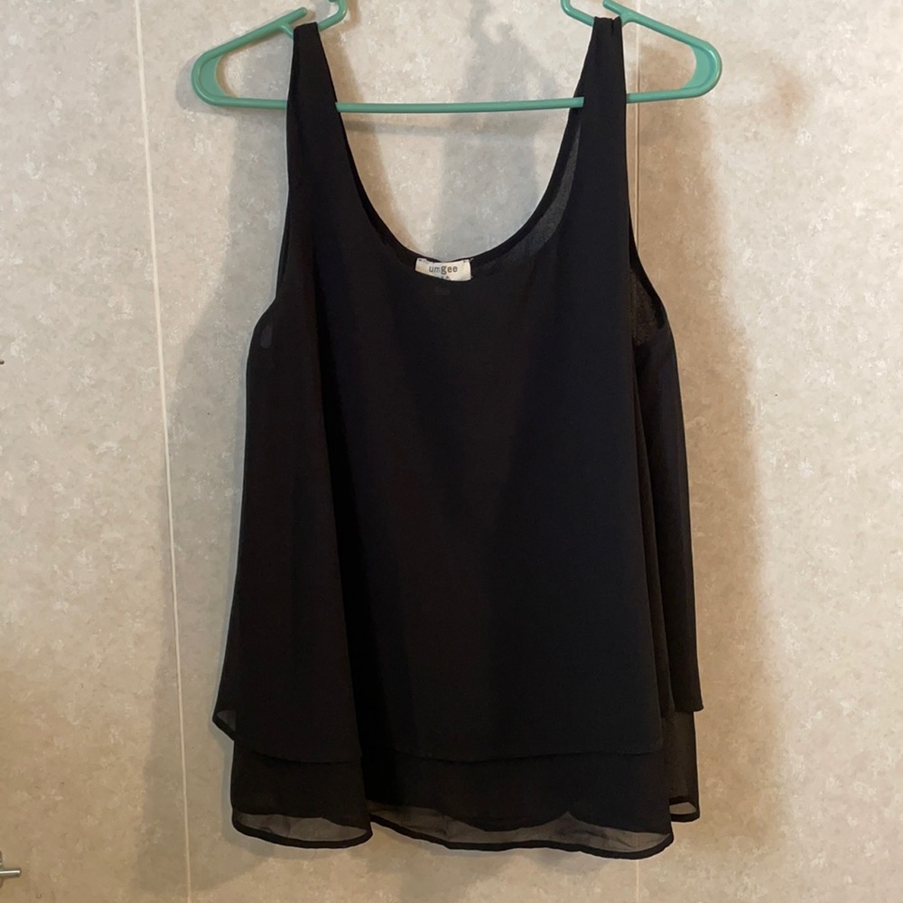 Black umgee flowy shirt